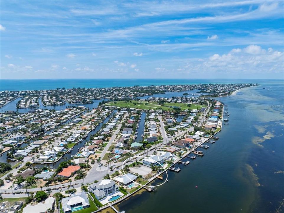 待售: $4,200,000 (0.34 acres)