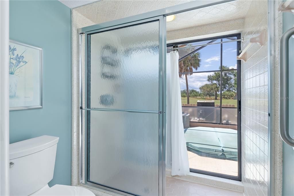 For Sale: $349,000 (2 beds, 2 baths, 1635 Square Feet)