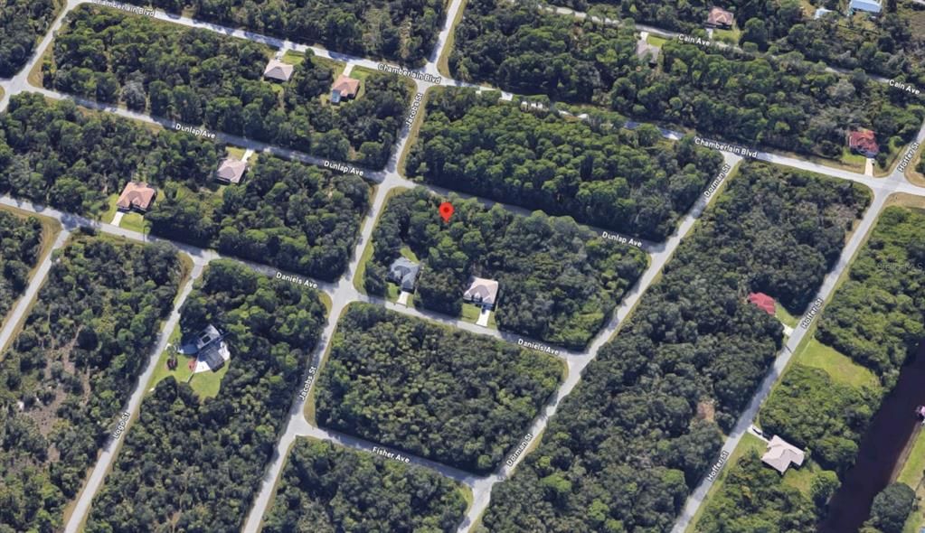 Под контрактом: $17,500 (0.23 acres)