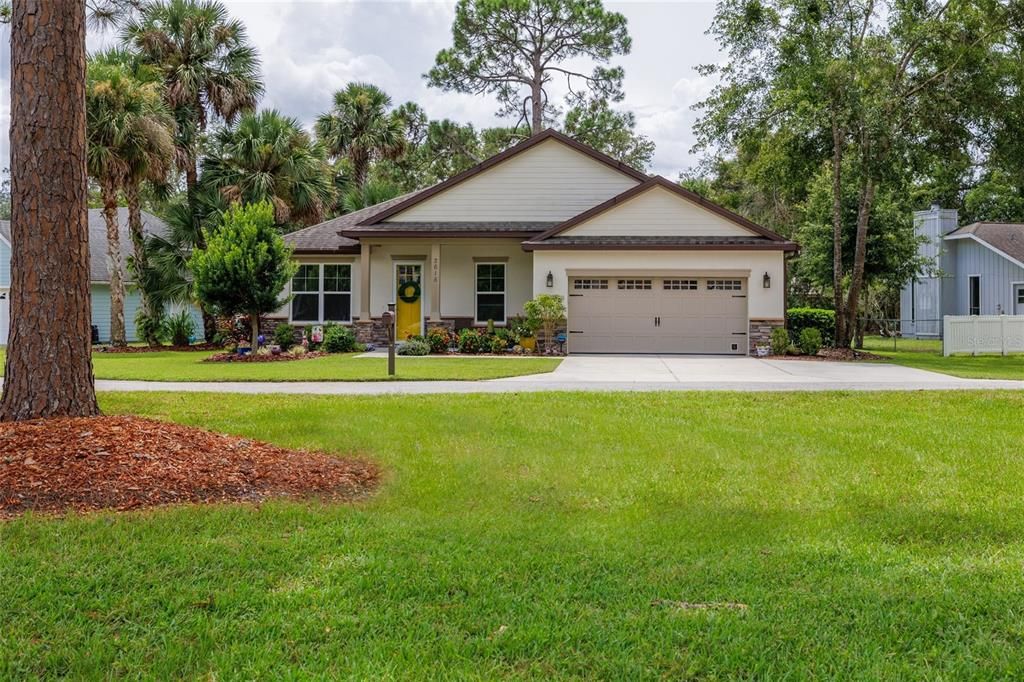 Active With Contract: $399,000 (3 beds, 2 baths, 1798 Square Feet)