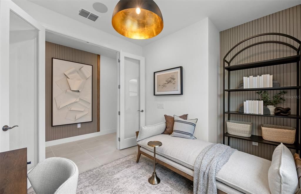 Active With Contract: $401,990 (3 beds, 2 baths, 1579 Square Feet)