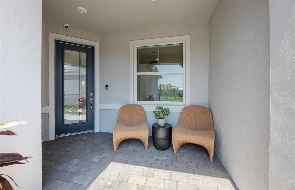 Active With Contract: $401,990 (3 beds, 2 baths, 1579 Square Feet)