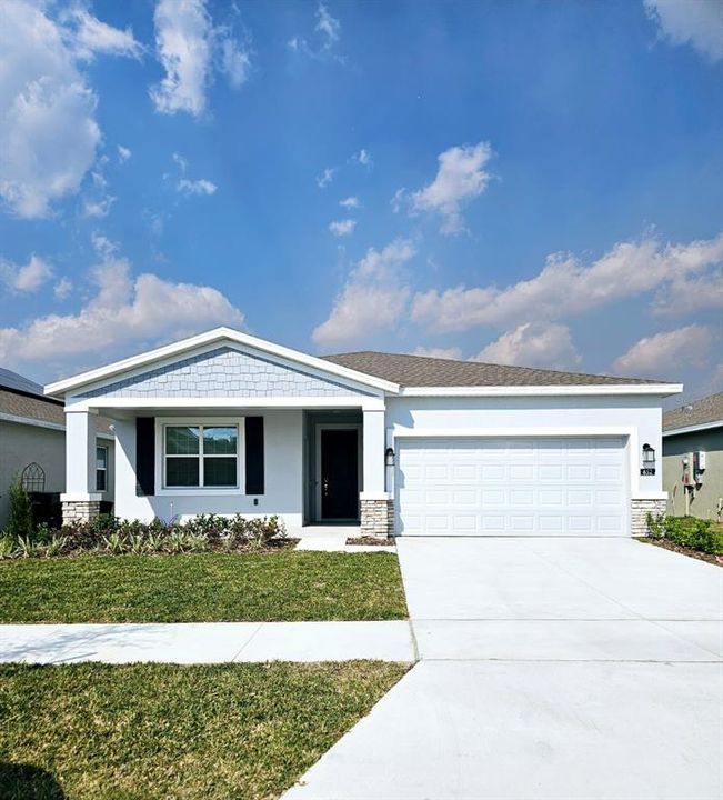 出租: $1,200 (1 贝兹, 1 浴室, 2080 平方英尺)