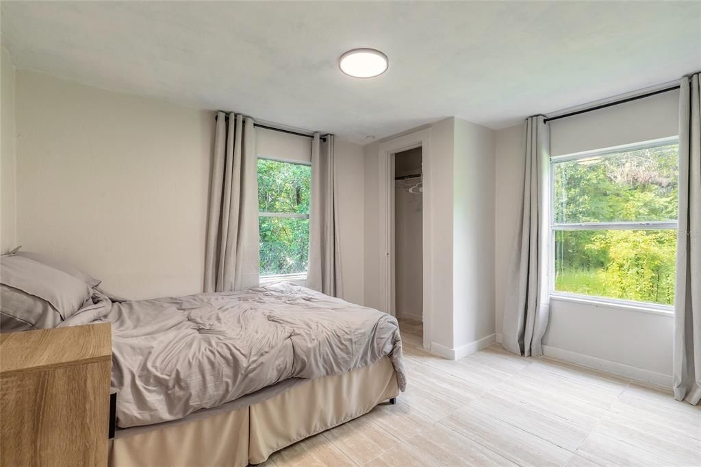 For Sale: $189,000 (3 beds, 1 baths, 814 Square Feet)