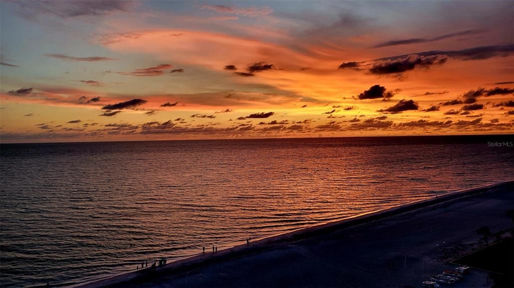 出租: $12,000 (2 贝兹, 2 浴室, 1513 平方英尺)