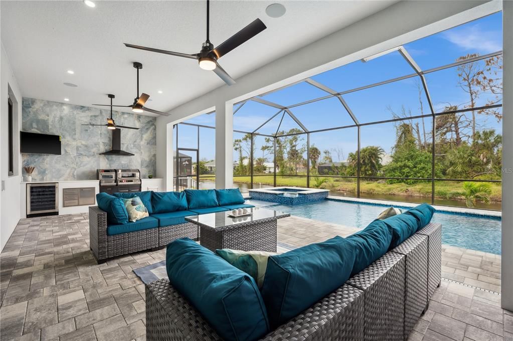 Active With Contract: $699,000 (4 beds, 3 baths, 2857 Square Feet)