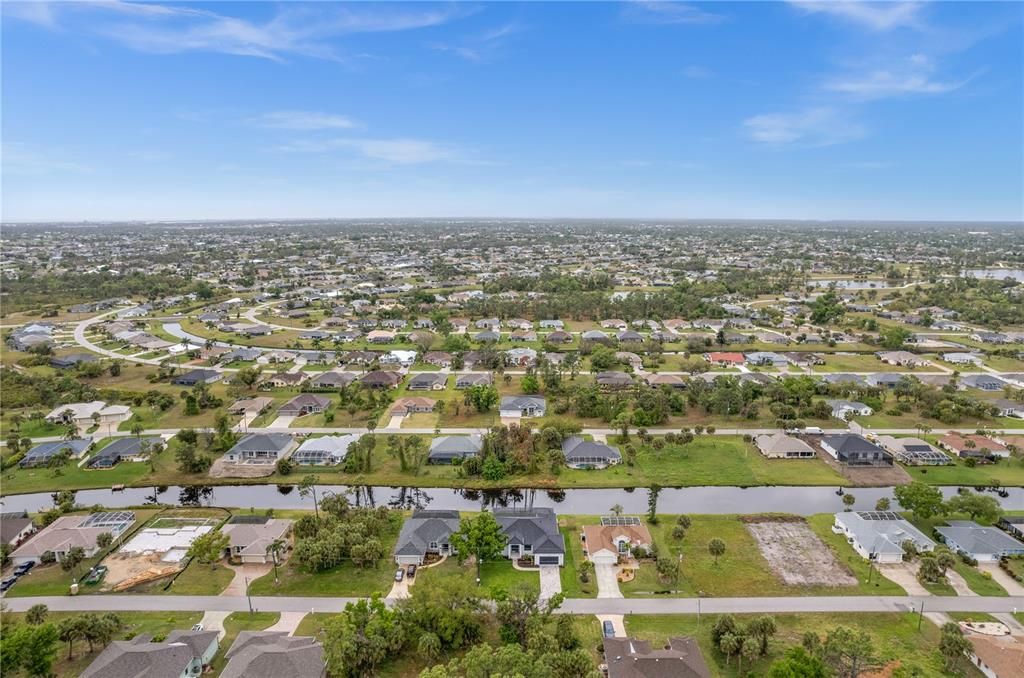 Active With Contract: $699,000 (4 beds, 3 baths, 2857 Square Feet)