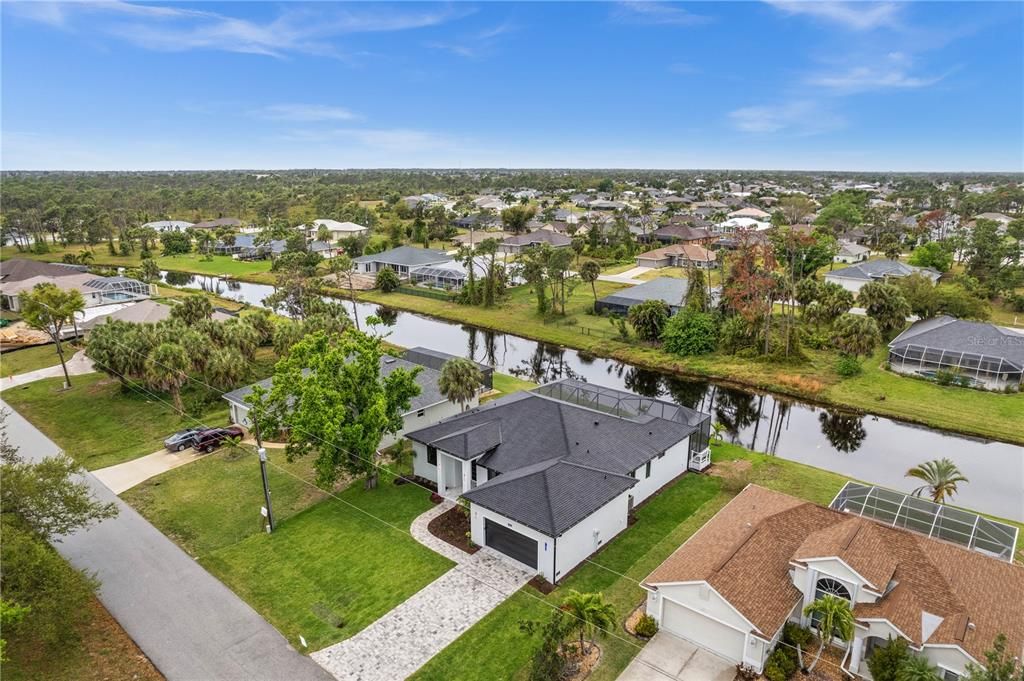 Active With Contract: $699,000 (4 beds, 3 baths, 2857 Square Feet)