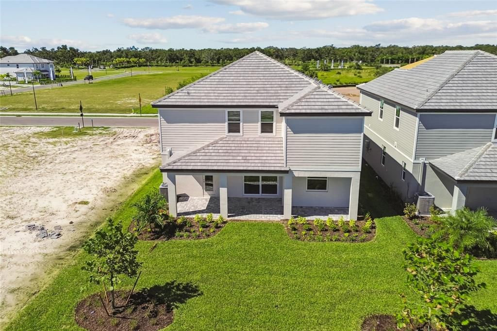 Active With Contract: $679,999 (5 beds, 3 baths, 3247 Square Feet)