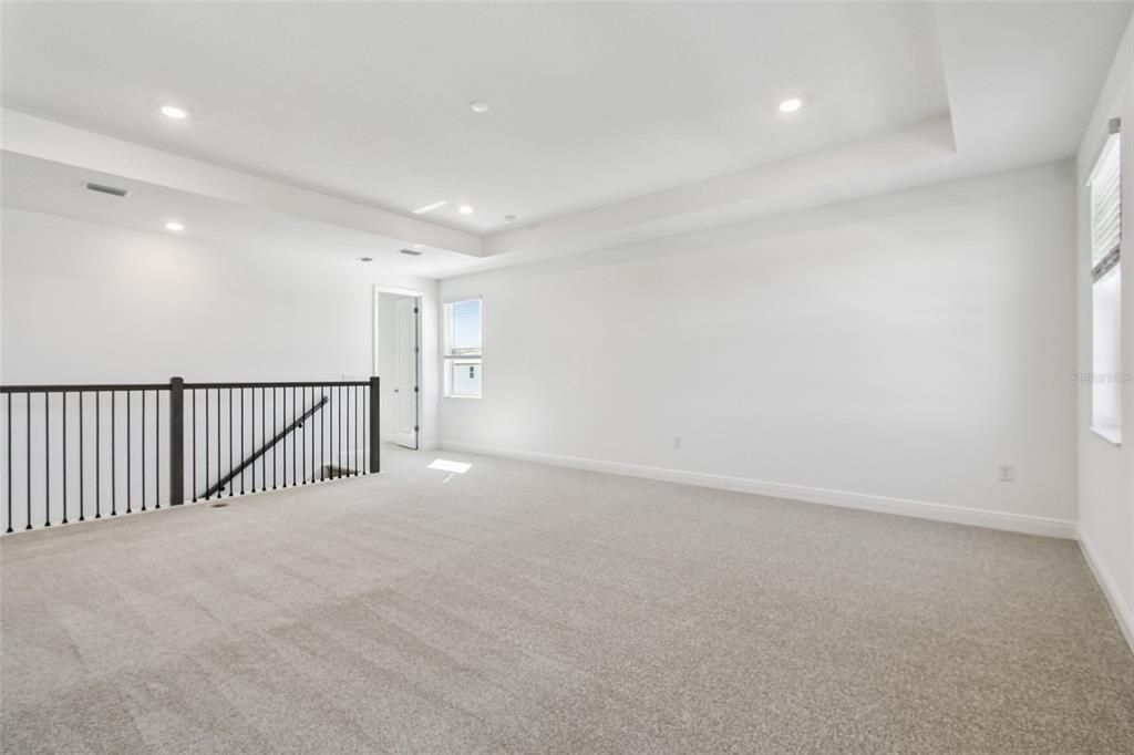 Active With Contract: $679,999 (5 beds, 3 baths, 3247 Square Feet)