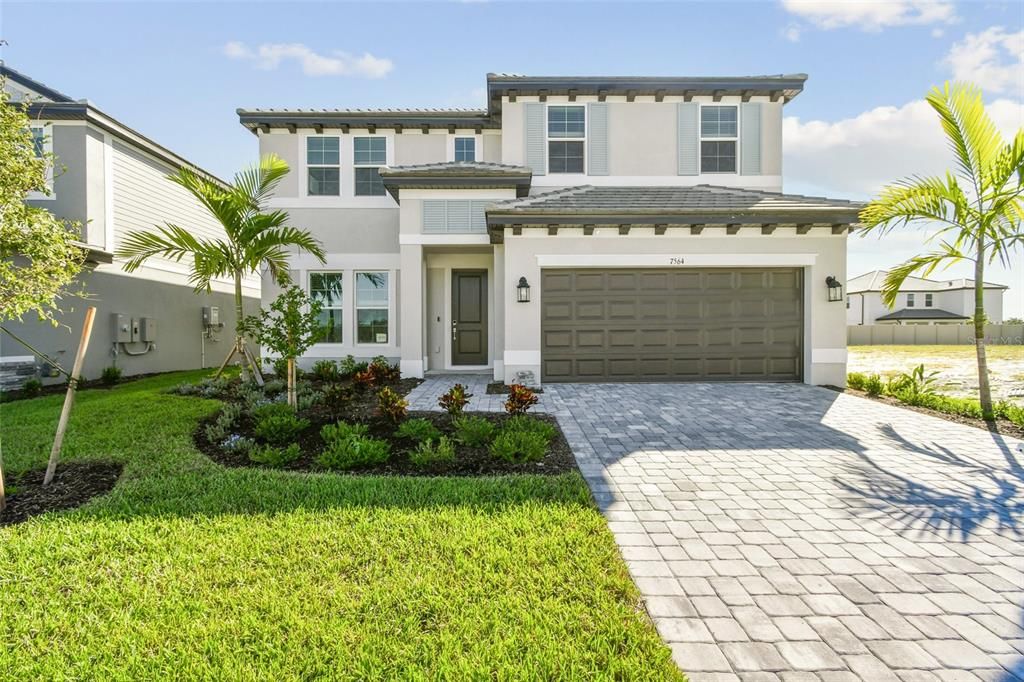 Active With Contract: $679,999 (5 beds, 3 baths, 3247 Square Feet)