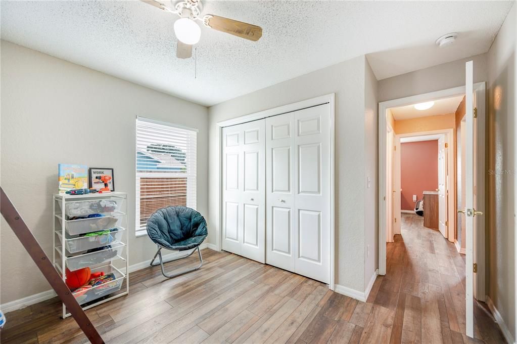 En Venta: $299,900 (3 camas, 2 baños, 1632 Pies cuadrados)