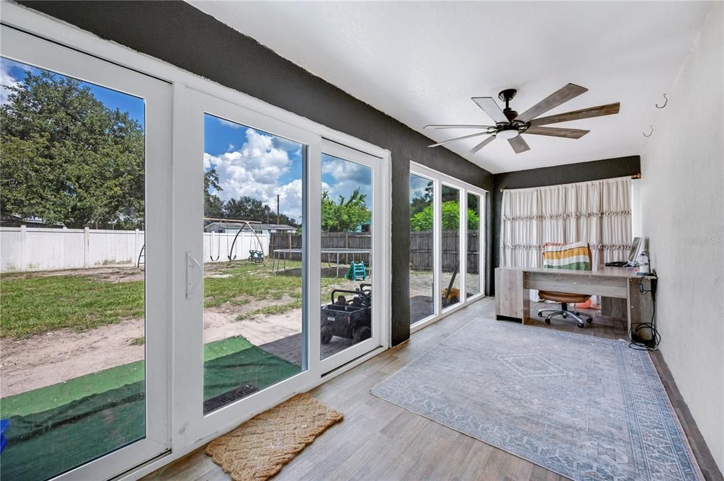 En Venta: $299,900 (3 camas, 2 baños, 1632 Pies cuadrados)