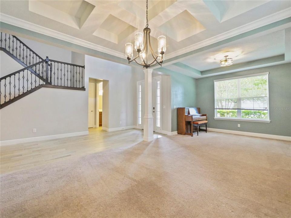 出租: $4,500 (5 贝兹, 3 浴室, 4497 平方英尺)