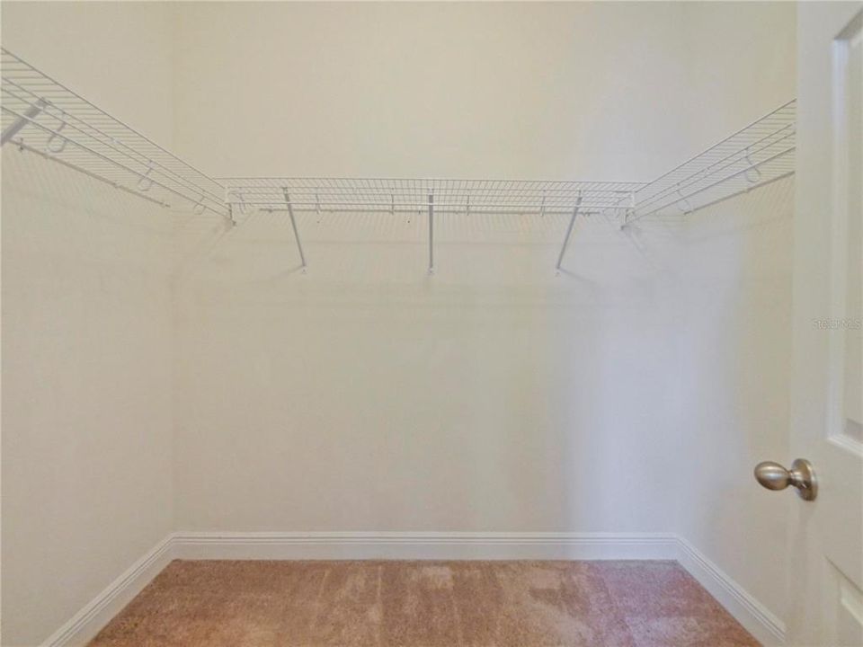 出租: $4,500 (5 贝兹, 3 浴室, 4497 平方英尺)