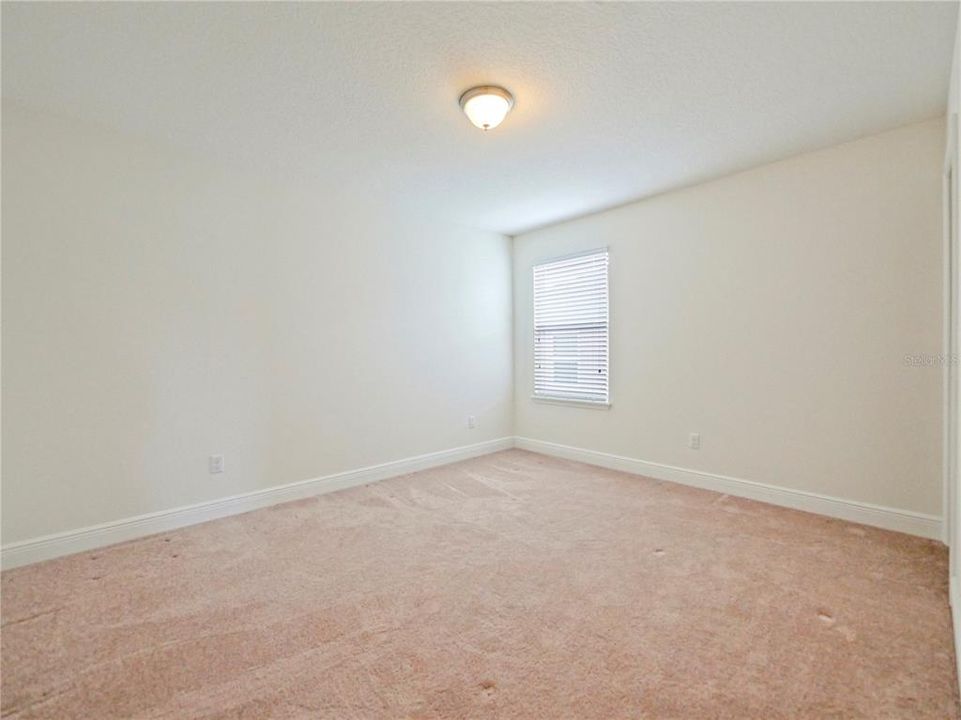 出租: $4,500 (5 贝兹, 3 浴室, 4497 平方英尺)