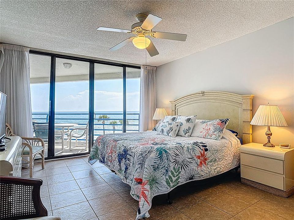 For Sale: $825,000 (2 beds, 2 baths, 1601 Square Feet)