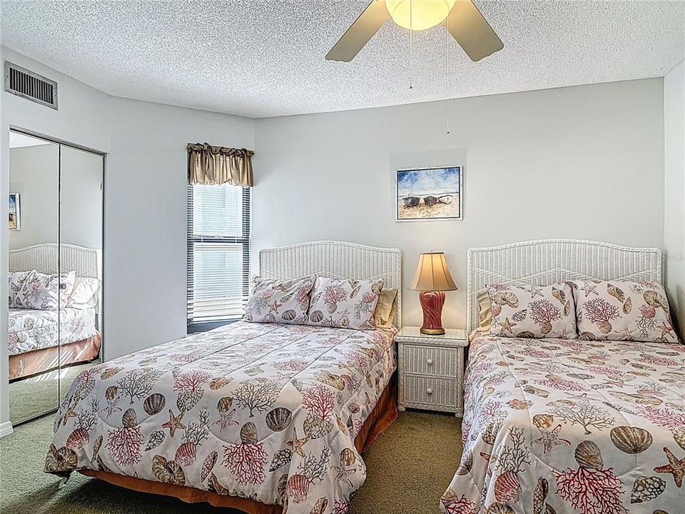 For Sale: $825,000 (2 beds, 2 baths, 1601 Square Feet)