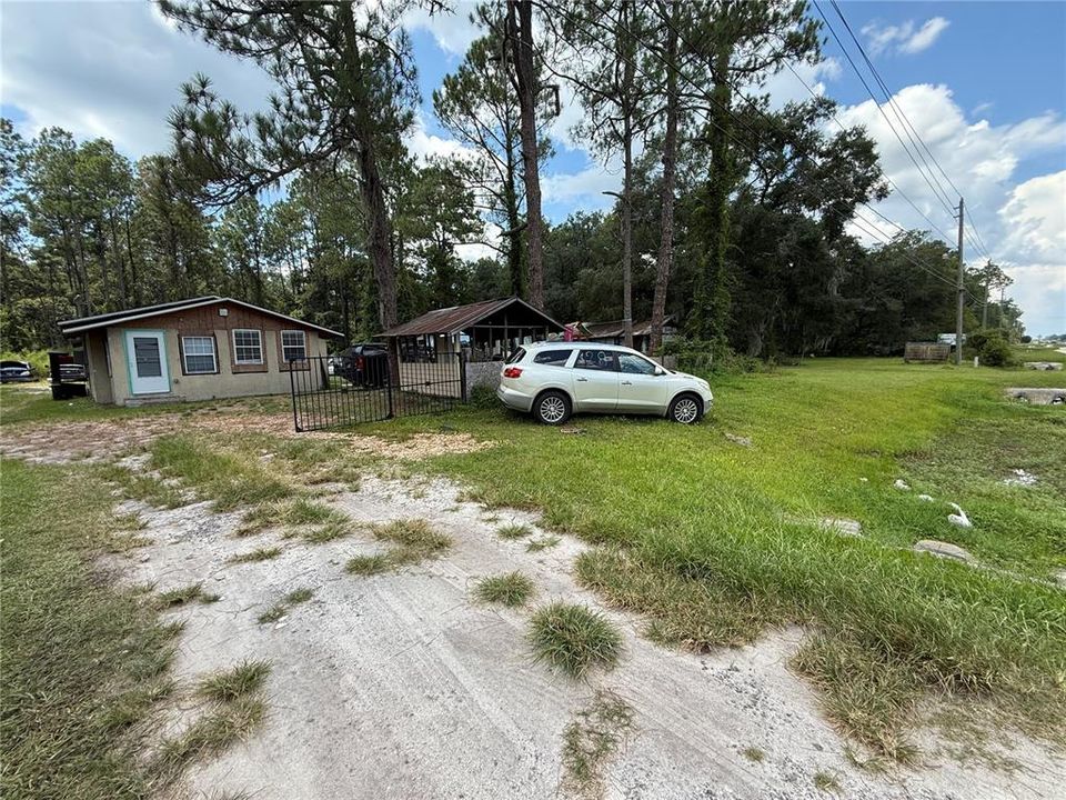 For Sale: $180,000 (3 beds, 2 baths, 1170 Square Feet)