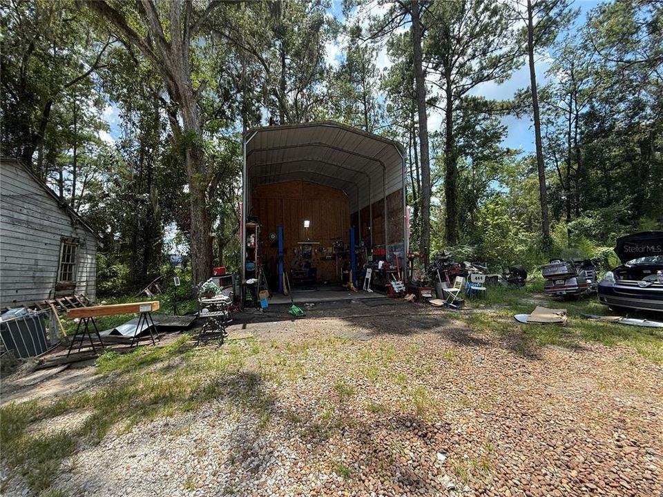 For Sale: $180,000 (3 beds, 2 baths, 1170 Square Feet)