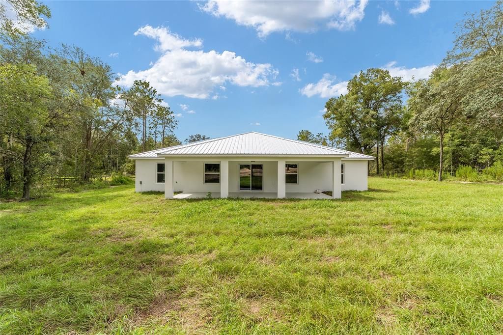 Activo con contrato: $364,900 (4 camas, 2 baños, 1775 Pies cuadrados)