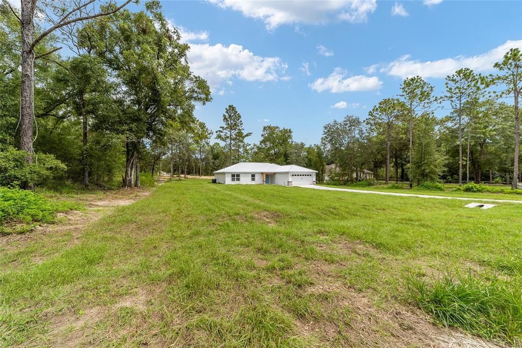 Activo con contrato: $364,900 (4 camas, 2 baños, 1775 Pies cuadrados)