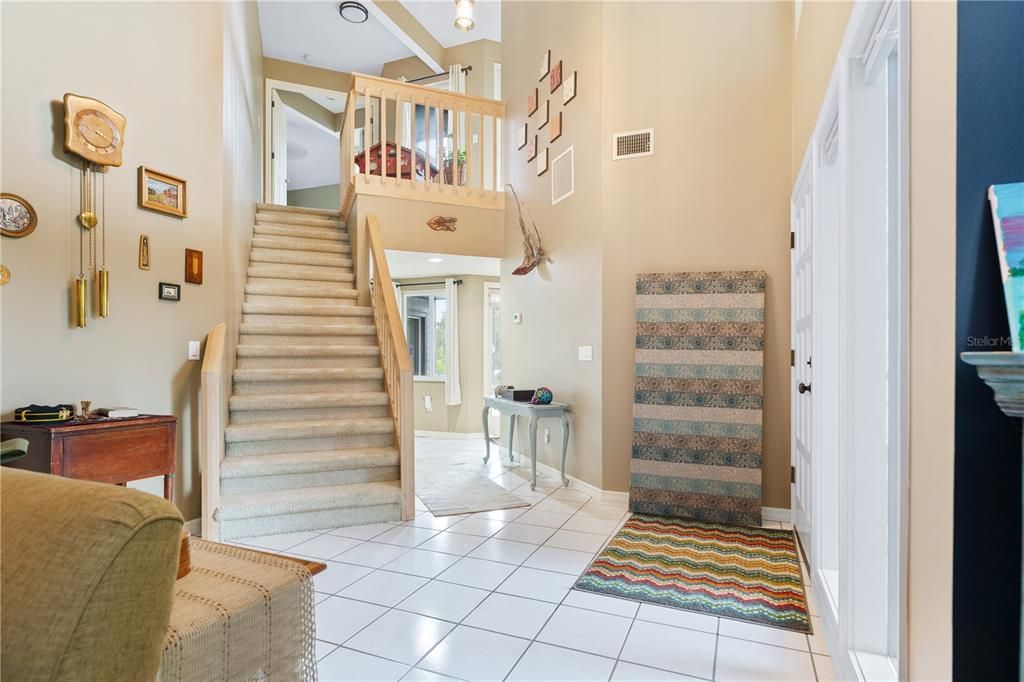 合同活跃: $500,000 (4 贝兹, 3 浴室, 2764 平方英尺)