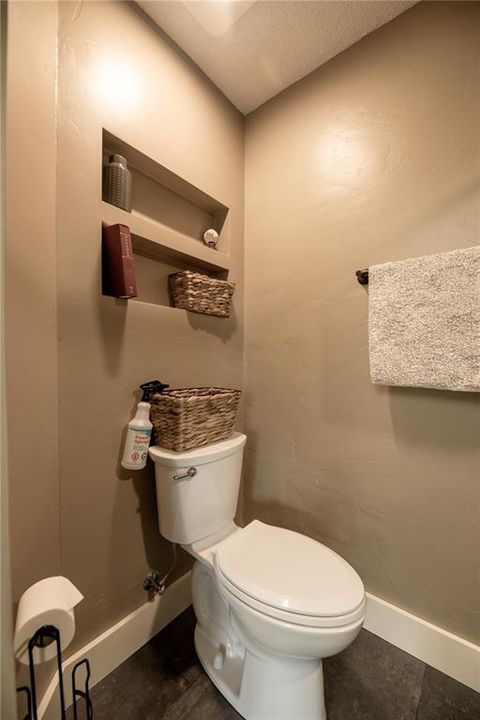 合同活跃: $500,000 (4 贝兹, 3 浴室, 2764 平方英尺)