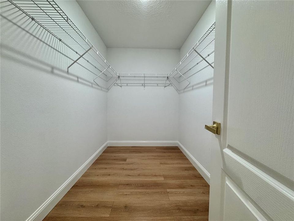 На продажу: $585,000 (4 спален, 2 ванн, 2419 Квадратных фут)