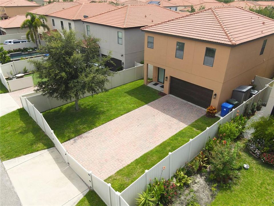 На продажу: $585,000 (4 спален, 2 ванн, 2419 Квадратных фут)