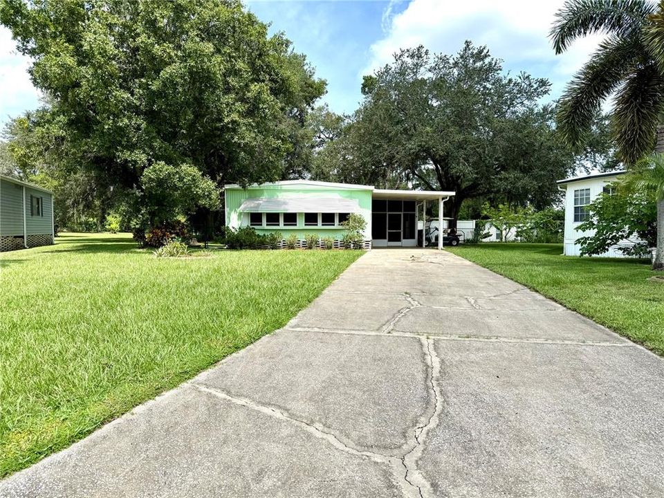 Active With Contract: $110,000 (2 beds, 2 baths, 1104 Square Feet)