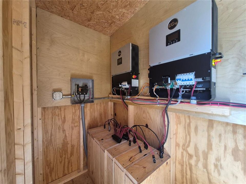 En Venta: $279,900 (4 camas, 2 baños, 1800 Pies cuadrados)