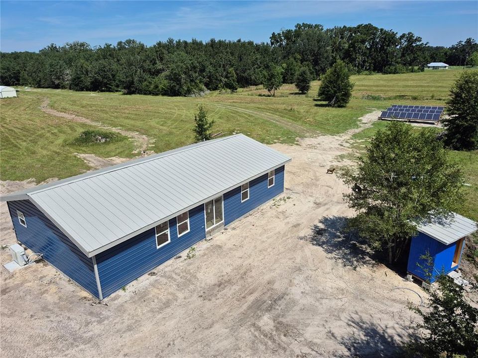 En Venta: $279,900 (4 camas, 2 baños, 1800 Pies cuadrados)