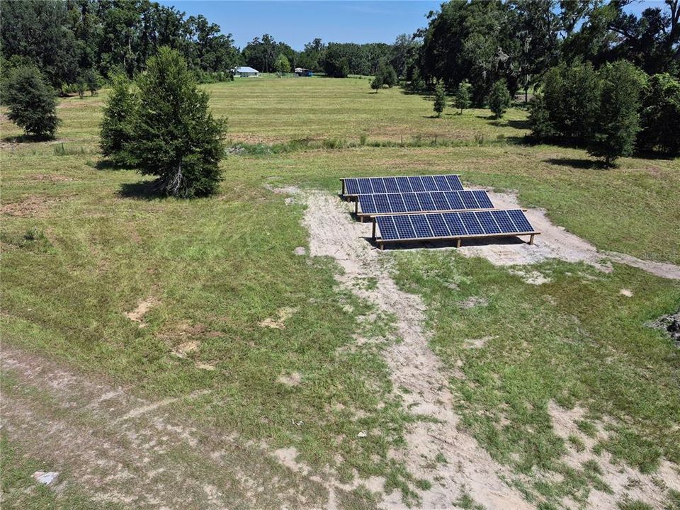 En Venta: $279,900 (4 camas, 2 baños, 1800 Pies cuadrados)