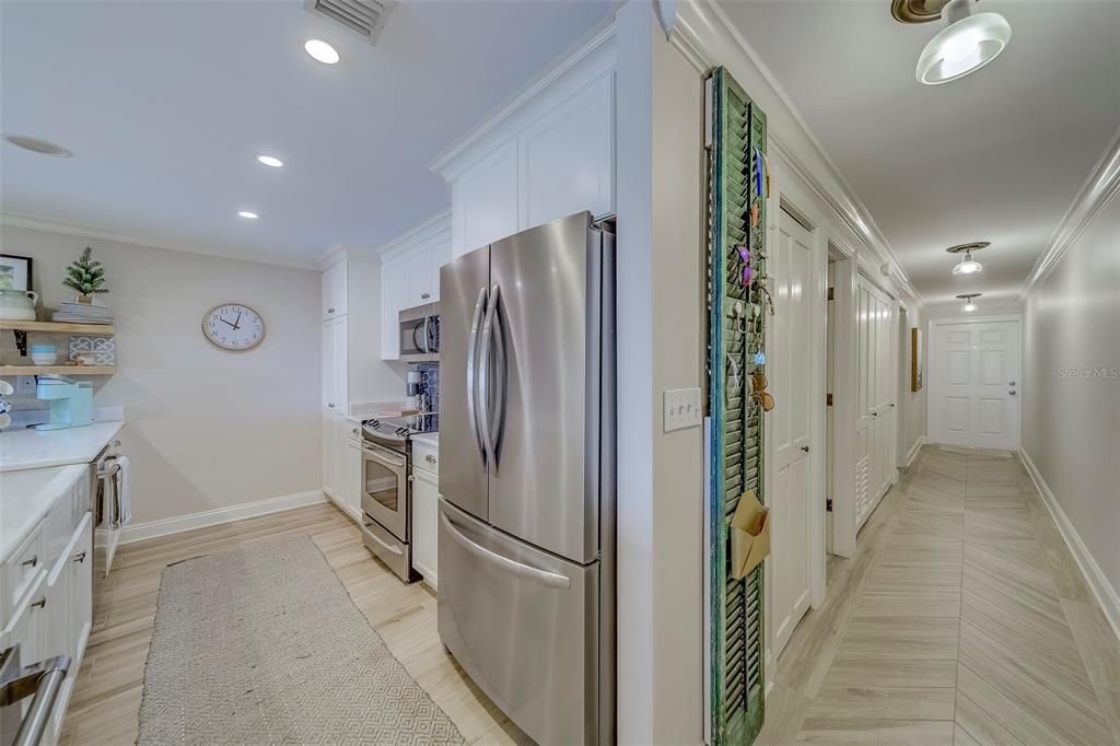 出租: $6,700 (3 贝兹, 3 浴室, 2000 平方英尺)