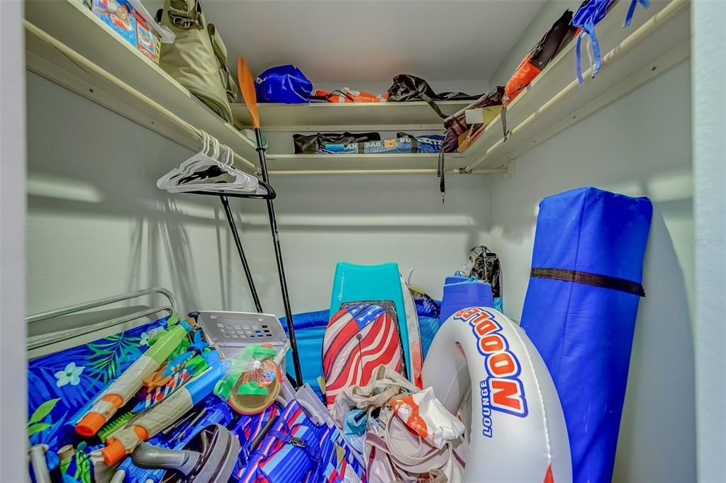 出租: $6,700 (3 贝兹, 3 浴室, 2000 平方英尺)