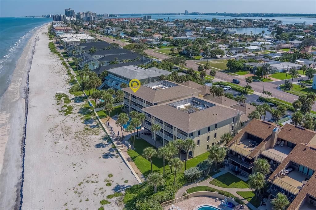 出租: $6,700 (3 贝兹, 3 浴室, 2000 平方英尺)