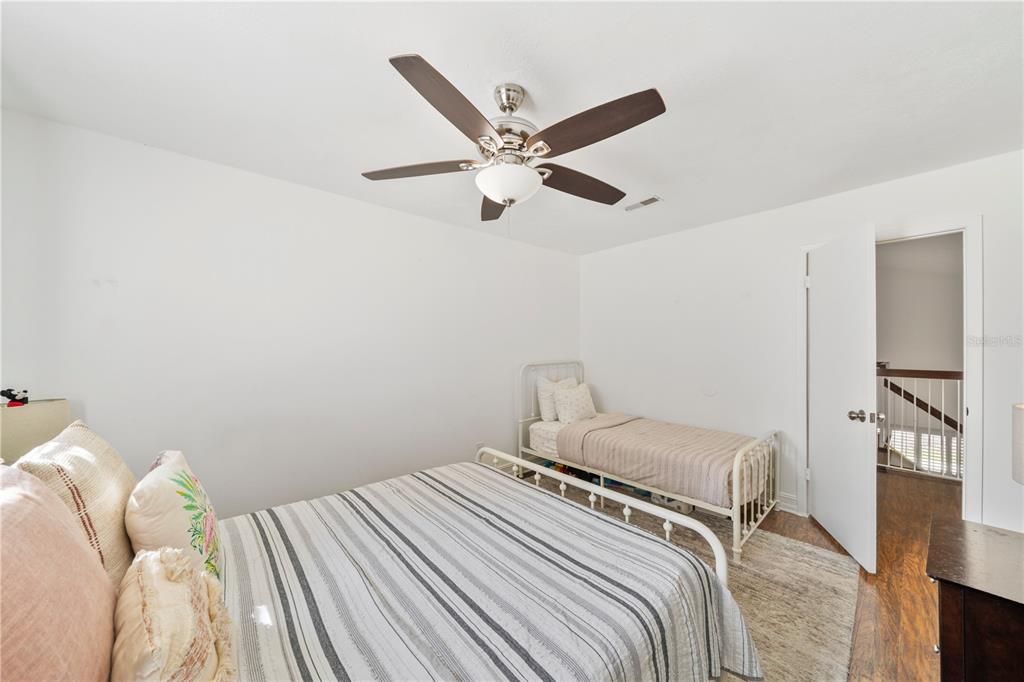 En Venta: $260,000 (3 camas, 3 baños, 1834 Pies cuadrados)