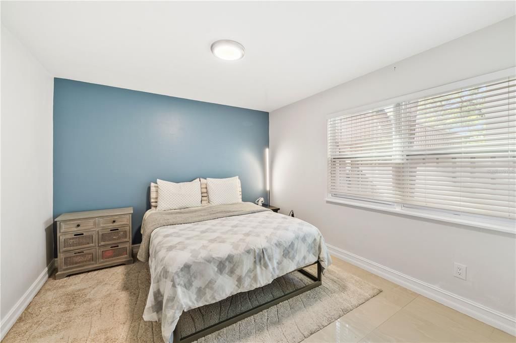 En Venta: $260,000 (3 camas, 3 baños, 1834 Pies cuadrados)