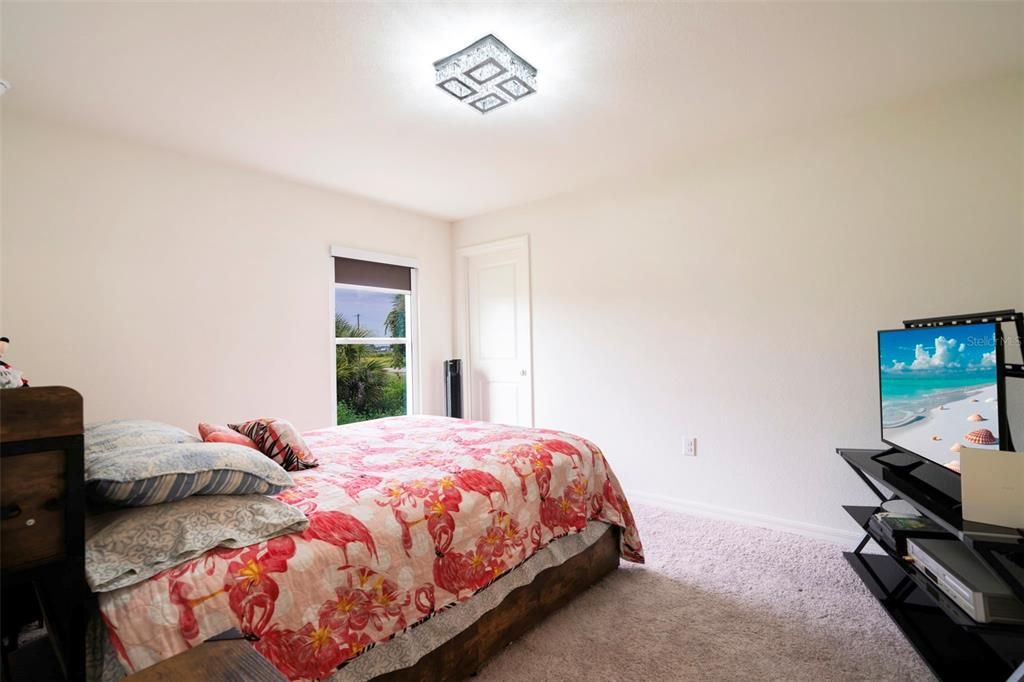 For Sale: $295,000 (4 beds, 2 baths, 1665 Square Feet)