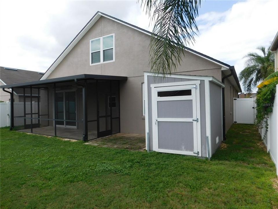 Active With Contract: $2,700 (4 beds, 3 baths, 2302 Square Feet)