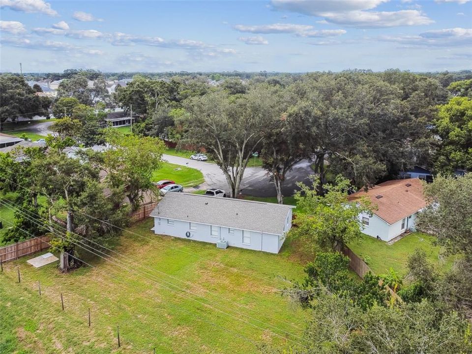 For Sale: $329,999 (3 beds, 1 baths, 1011 Square Feet)