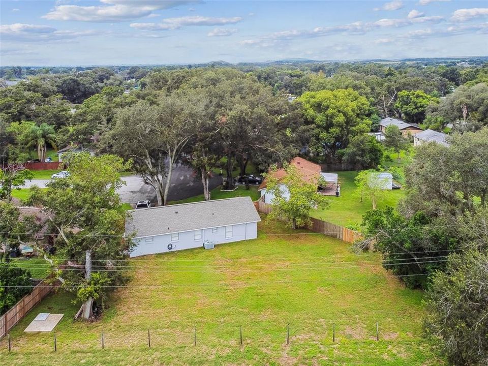 For Sale: $329,999 (3 beds, 1 baths, 1011 Square Feet)