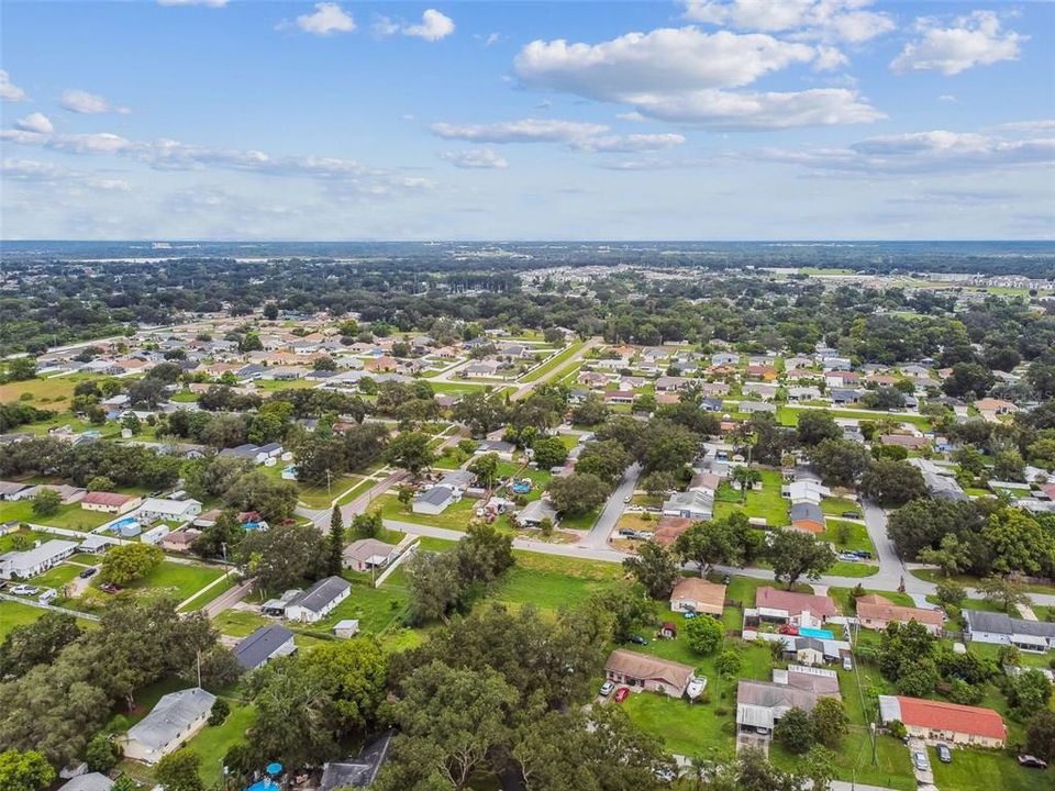 For Sale: $329,999 (3 beds, 1 baths, 1011 Square Feet)