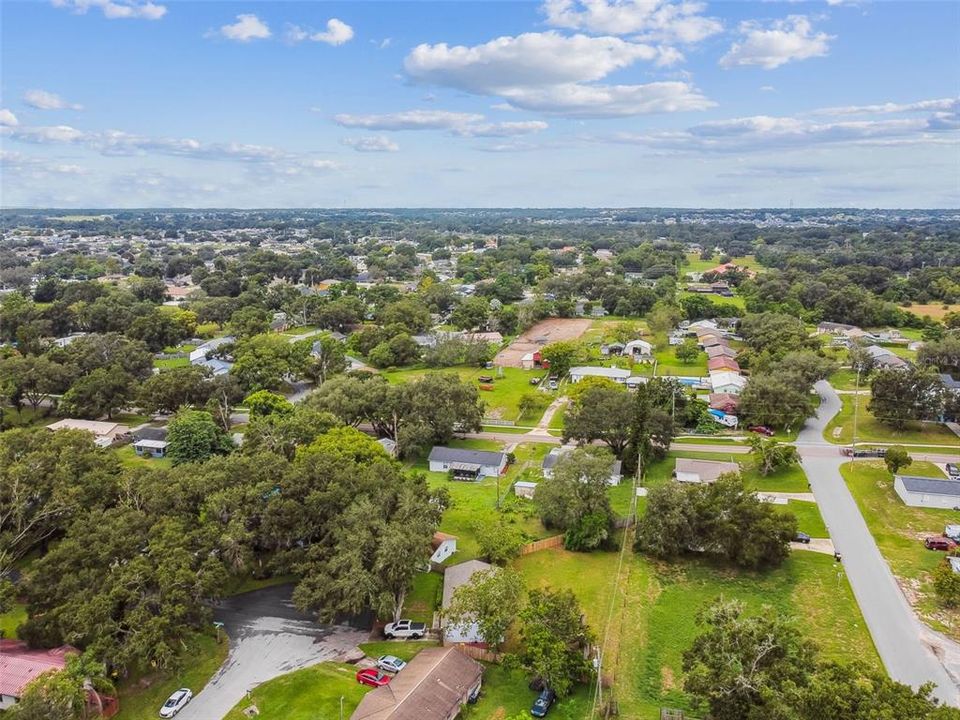 For Sale: $329,999 (3 beds, 1 baths, 1011 Square Feet)