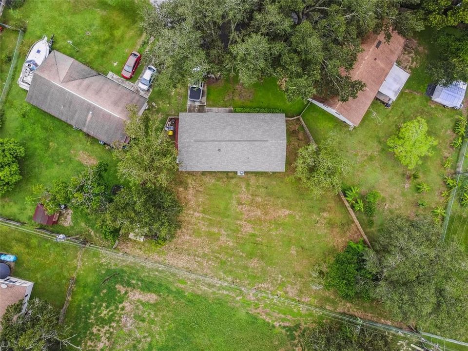 For Sale: $329,999 (3 beds, 1 baths, 1011 Square Feet)