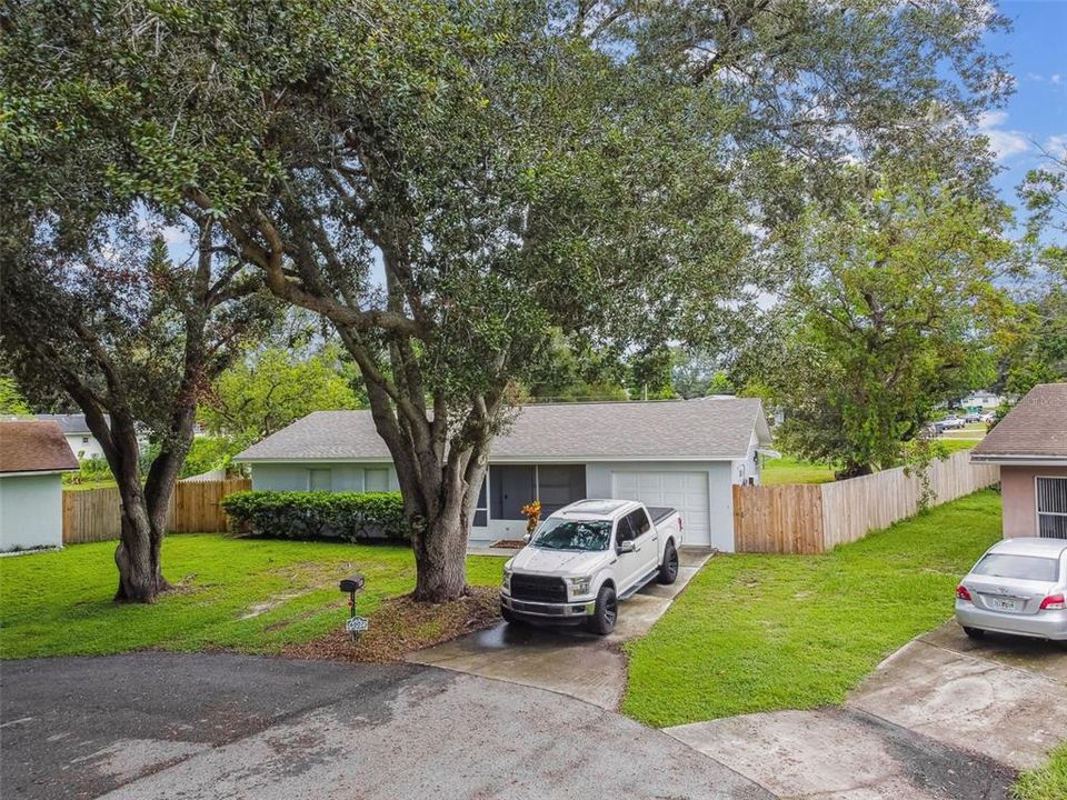 For Sale: $329,999 (3 beds, 1 baths, 1011 Square Feet)