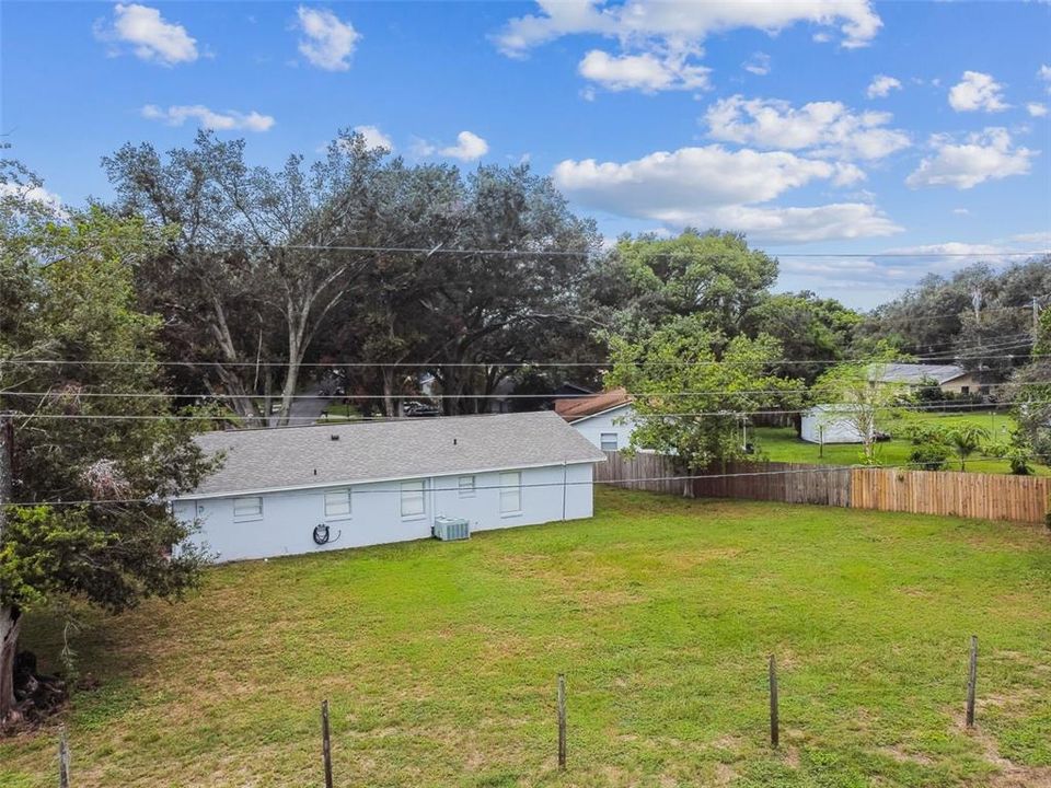 For Sale: $329,999 (3 beds, 1 baths, 1011 Square Feet)