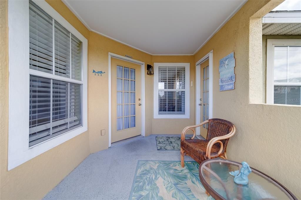 Под контрактом: $324,900 (2 спален, 2 ванн, 1096 Квадратных фут)