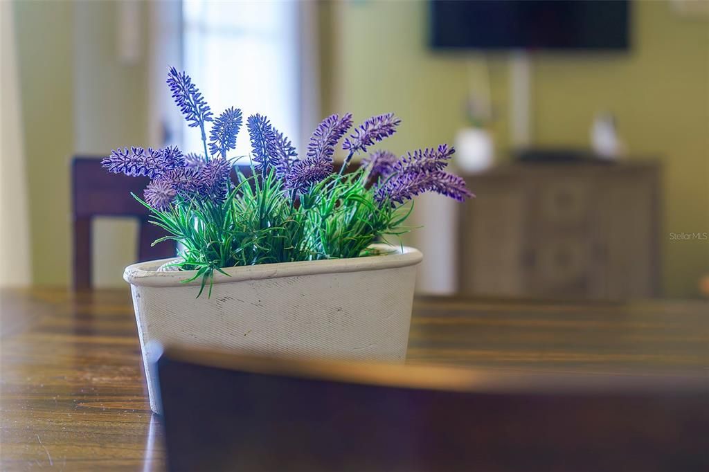 Под контрактом: $324,900 (2 спален, 2 ванн, 1096 Квадратных фут)